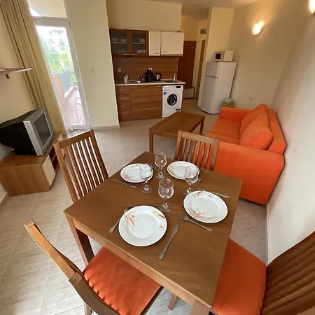 Аpartment In The Sunny Beach Pollo Resort סאני ביץ'