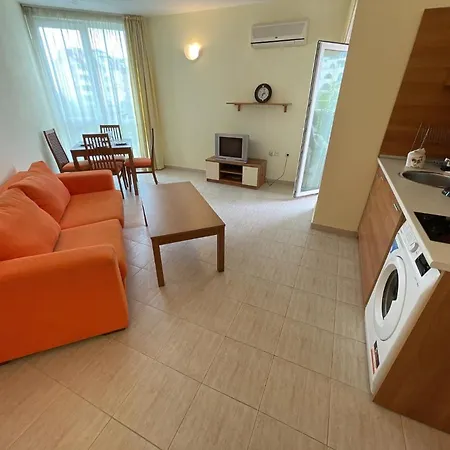 Аpartment In The Sunny Beach Pollo Resort דירה סאני ביץ'