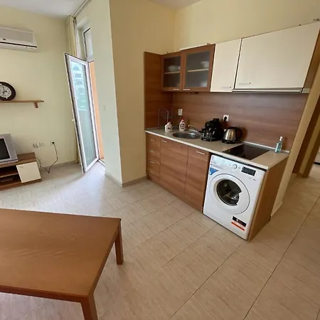 Аpartment In The Sunny Beach Pollo Resort * סאני ביץ'